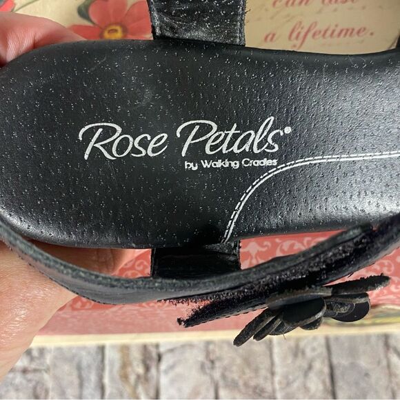 Rose Petals by Walking Cradles Black Leather Sandals Size 7 Sling Backs - Picture 7 of 9